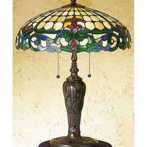 D&K Colonial Tiffany Stained Glass Table Lamp